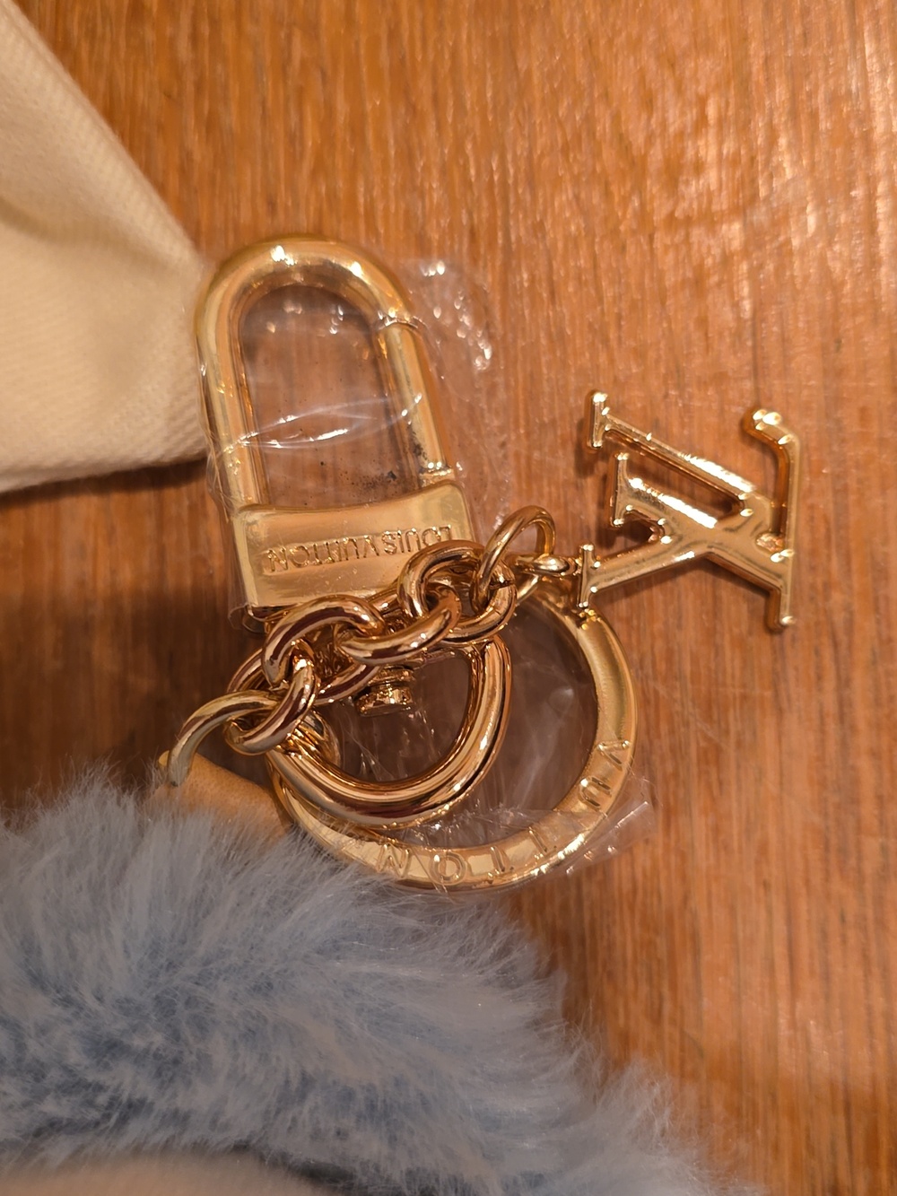 Vivienne Plush Bag Charm/Keychain FULL INCLUSION - Picture 3 of 7